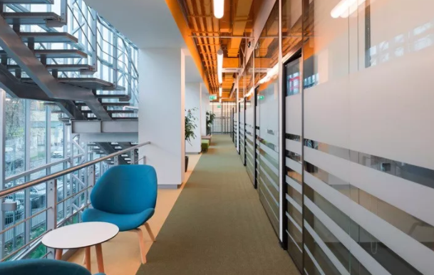 青島辦公室裝修走廊裝修要點