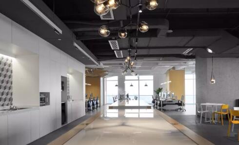 青島遼陽(yáng)西路報(bào)關(guān)代理公司辦公室裝修效果圖